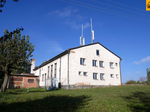 Prodej komerčního areálu v Moravci