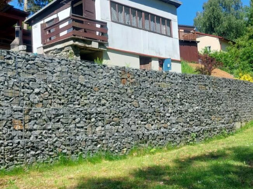Prodej chaty s přístavbou v Bukovanech
