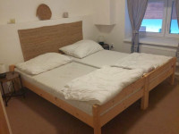 Prodej RD s penzionem v Bílé Lhotě, Hradečné