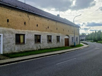 Prodej zemědělské usedlosti v Loučanech