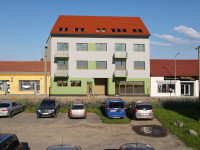 Prodej RD s obchodem ve Veselí nad Moravou, Předmostí